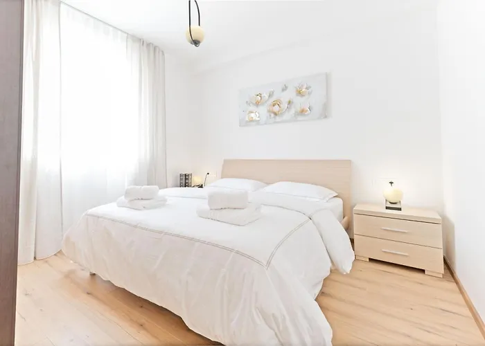 Lush * Τρογκίρ