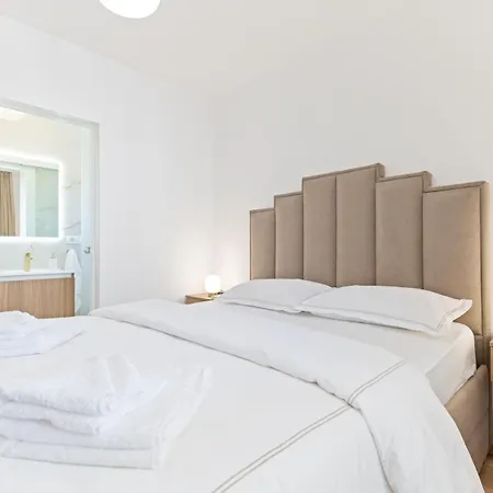 Apartman Lush *